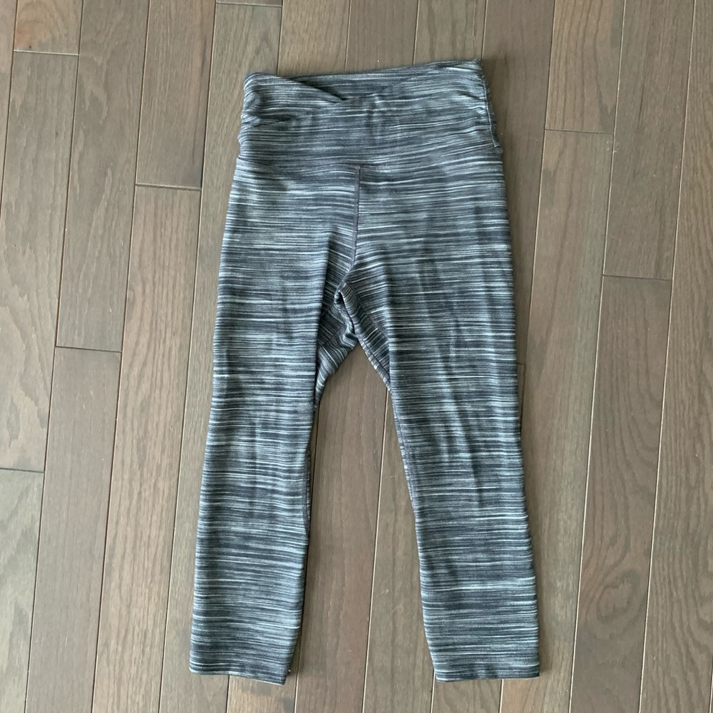 Lululemon Align Crop 21" *Cross Waist